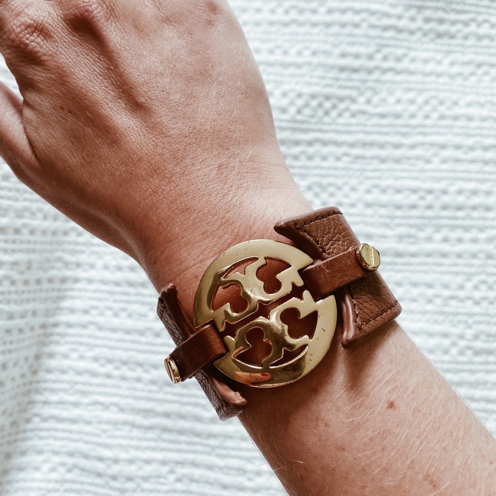 Tory Burch Logo Leather Cuff (large)